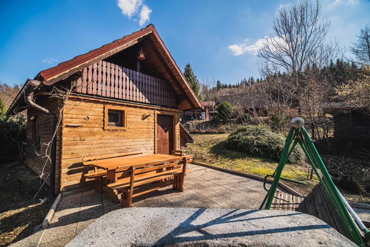 Wooden Cabin Zurej With Hot Tub Bukovje v Babni Gori Εξωτερικό φωτογραφία