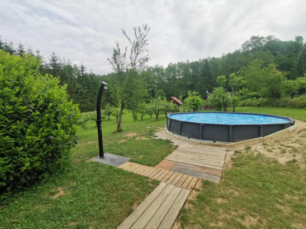 Wooden Cabin Zurej With Hot Tub Bukovje v Babni Gori Εξωτερικό φωτογραφία